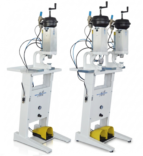 PR20  PNEUMATIC SNAP BUTTON ATTACHING MACHINE